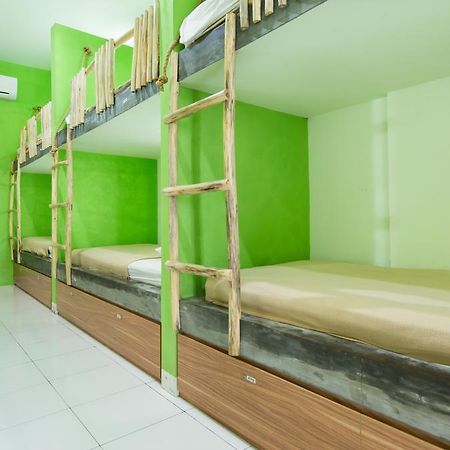 The Eco-Living Hostel Denpasar Exterior foto